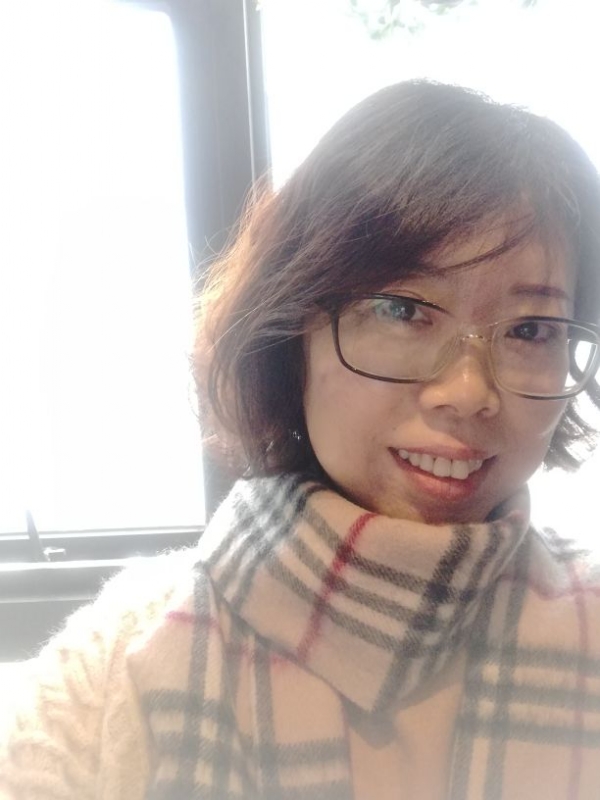 简单的第一张照片--深圳红颜知己交友网