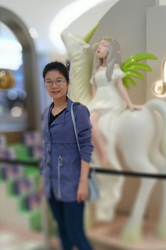 霞的第一张照片--深圳红颜知己交友网