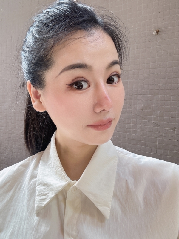 金莉的第二张照片--深圳红颜知己交友网